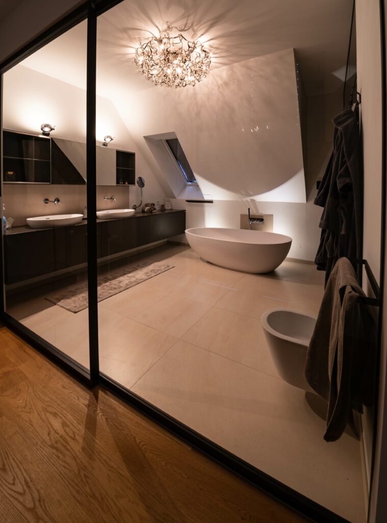Exquisites Badezimmer (2025)