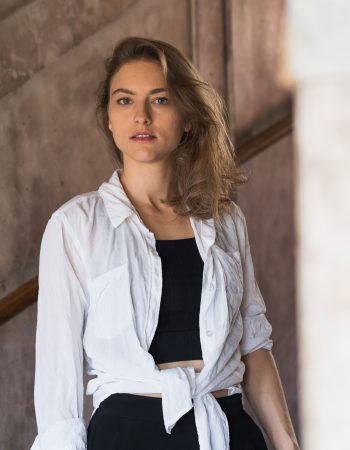 Actress in the castle (2025)